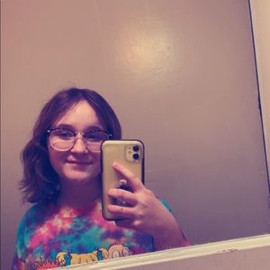 Meet your Posher, Olivia